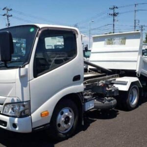 2022 Hino Dutro